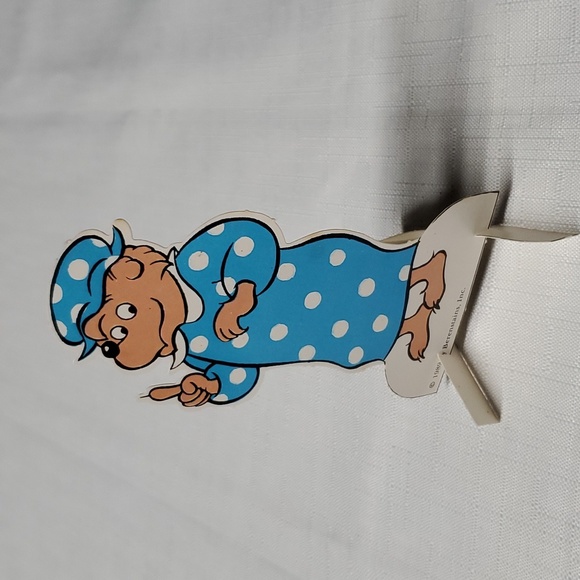 VTG Berenstain Bears 1989 Paper Dolls Cutouts Set of 8 Different Characters - Picture 3 of 15